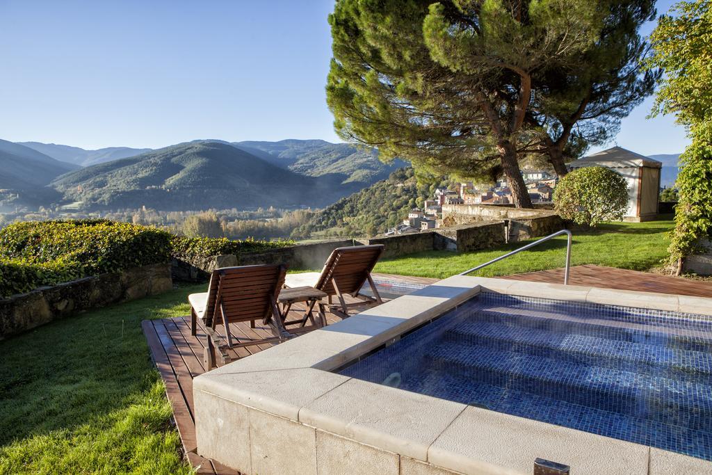 El Castell De Ciutat - Relais & Chateaux La Seu d'Urgell Exterior foto